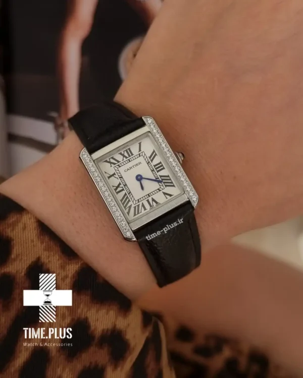 ساعت مچی زنانه کارتیه مدل تانک نقره ای