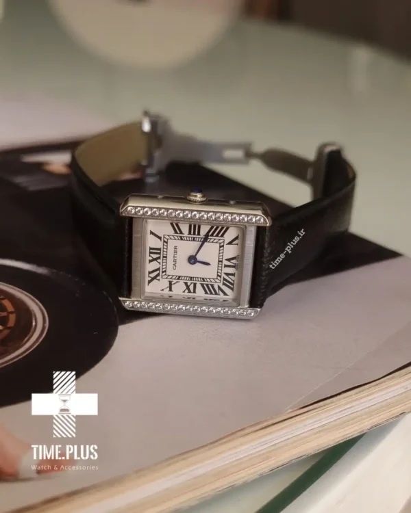 ساعت مچی زنانه کارتیه مدل تانک نقره ای