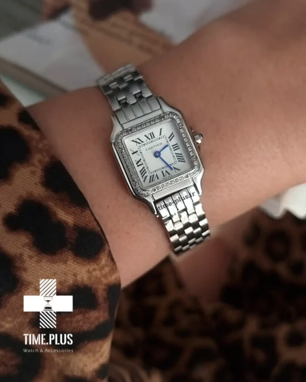 ساعت مچی زنانه کارتیه مدل panthere نقره ای