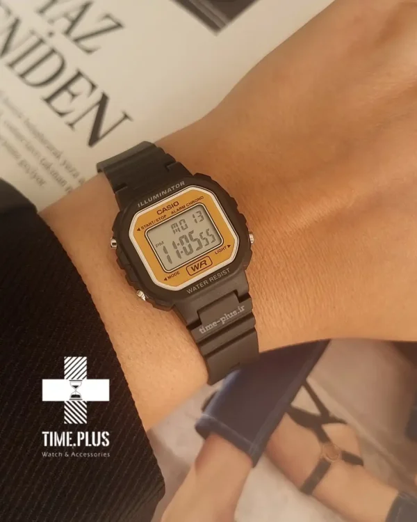 ساعت مچی زنانه کاسیو مدل LA-20WH-9ADF مشکی