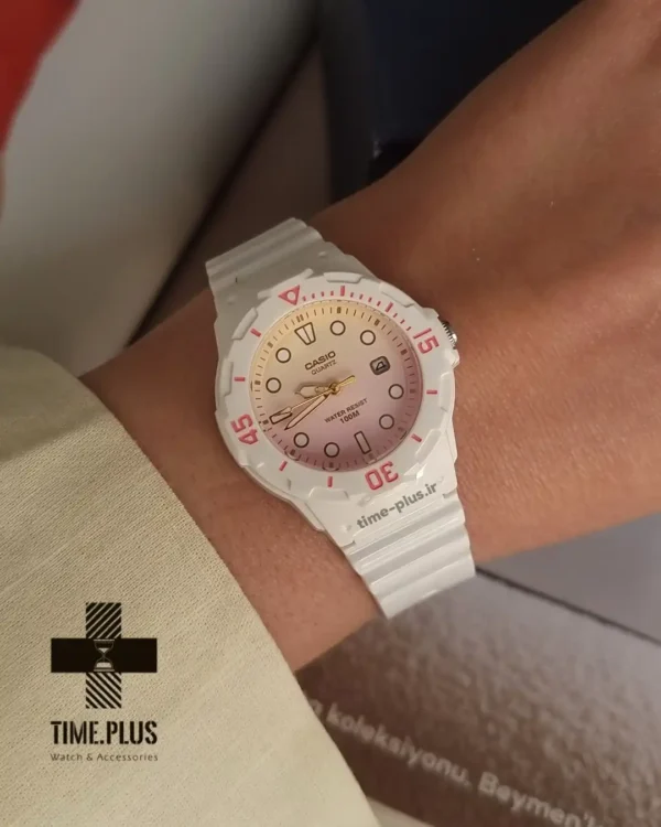 ساعت مچی زنانه کاسیو مدل LRW-200H-4E2V سفید