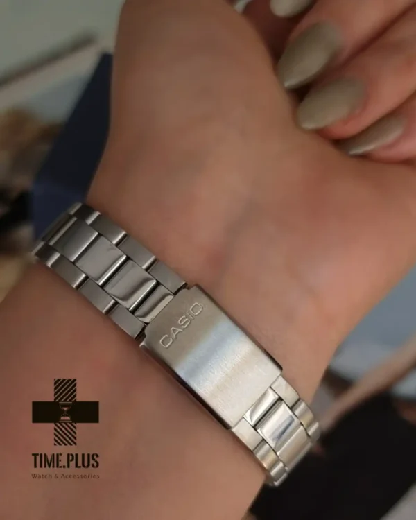 ساعت مچی زنانه کاسیو مدل LTP-1302D-7BVDF نقره ای