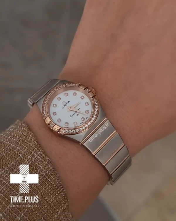 ساعت مچی زنانه امگا نقره ای و رزگلد