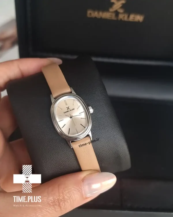 ساعت مچی زنانه دنیل کلین مدل DK-1.13869-2 نقره ای