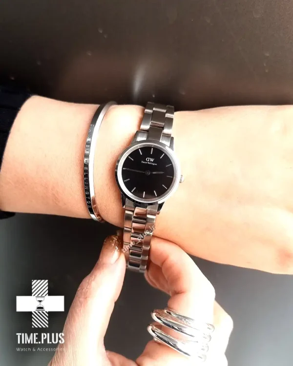 ساعت مچی زنانه دنیل ولینگتون نقره ای