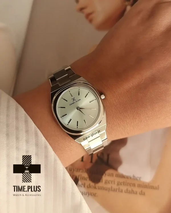 ساعت مچی زنانه دنیل کلین مدل DK.1.13899-2 نقره ای