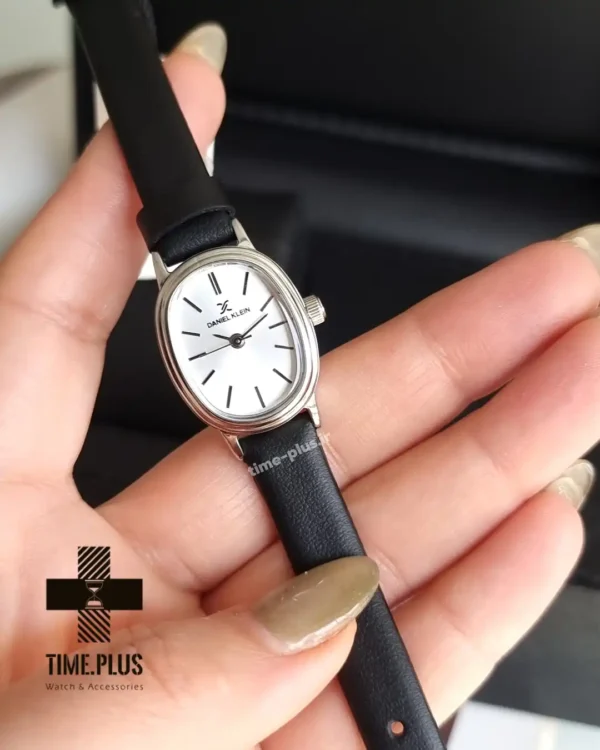 ساعت مچی زنانه دنیل کلین مدل DK-1.13869-1 نقره ای