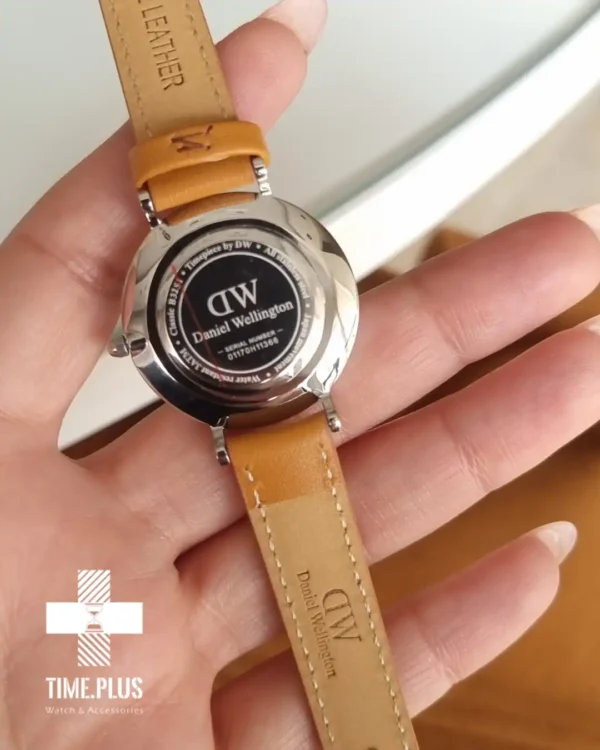 ساعت مچی زنانه دنیل ولینگتون مدل petite سیلور