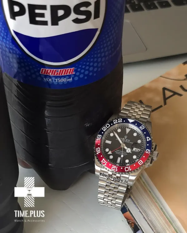ساعت مچی مردانه رولکس مدل GMT Master 2 Pepsi مشکی