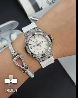 ساعت مچی زنانه هوبلو نقره ای