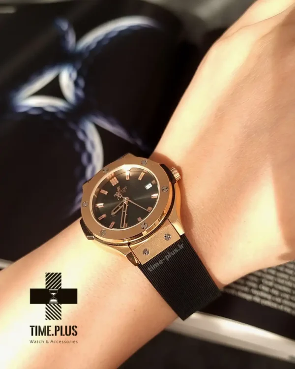 ساعت مچی زنانه هوبلو رزگلد مات