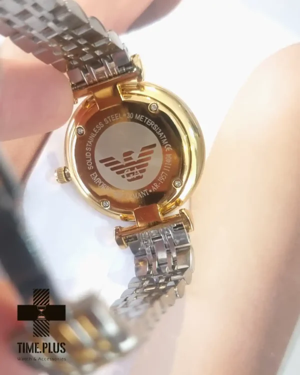 ساعت مچی زنانه امپریو آرمانی نقره ای طلایی