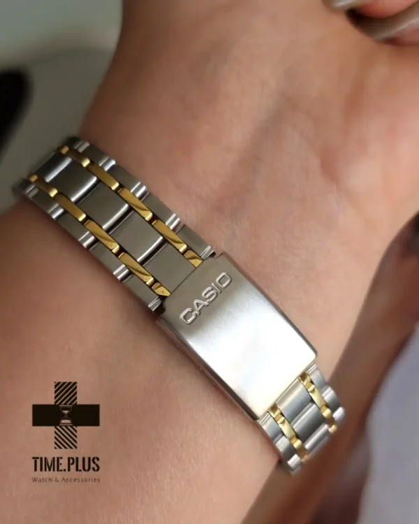 ساعت مچی زنانه کاسیو مدل LTP-1314SG-1AVDF نقره ای و طلایی