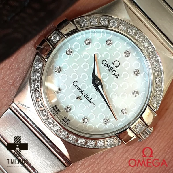 ساعت مچی زنانه امگا نقره‌ای