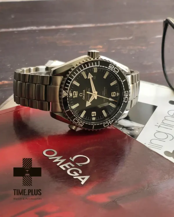 ساعت مچی مردانه امگا مدل Seamaster Planet Ocean مشکی