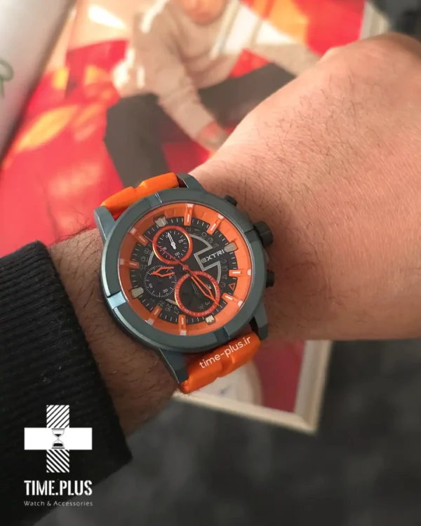 ساعت مچی مردانه امگاسواچ مدل Lava قرمز و مشکی