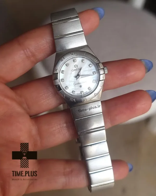 ساعت مچی زنانه امگا مدل کانسلیشن نقره ای