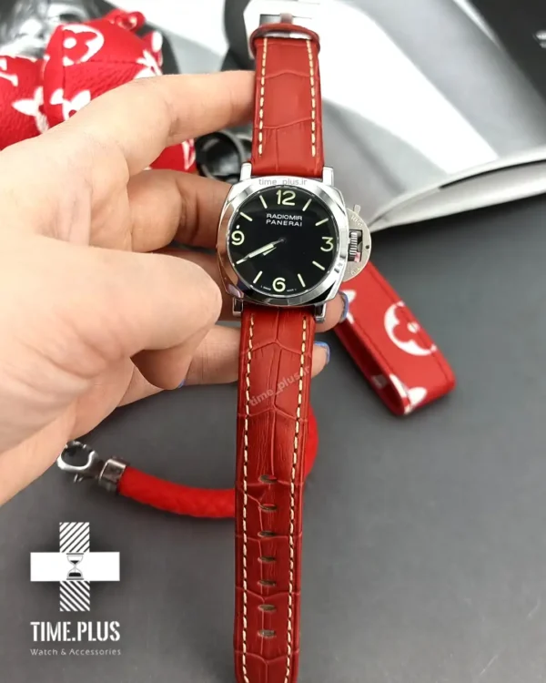 ساعت مچی زنانه پنرای نقره ای