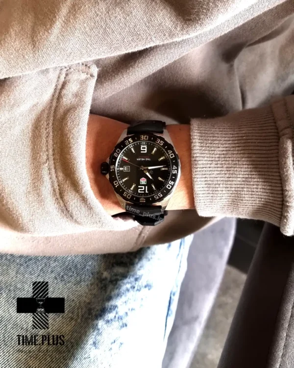 ساعت مچی مردانه تگ هویر مدل فرمول یک مشکی