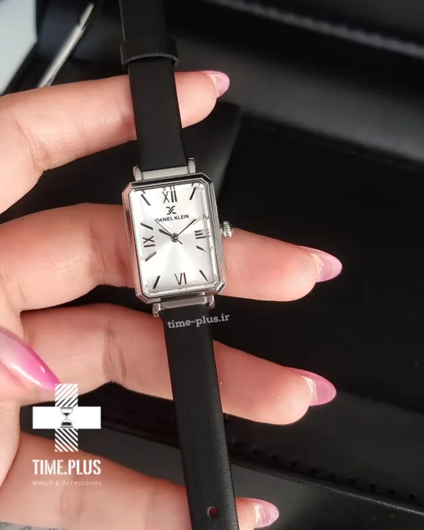 ساعت مچی زنانه دنیل کلین مدل DK.1.13935-1 نقره ای
