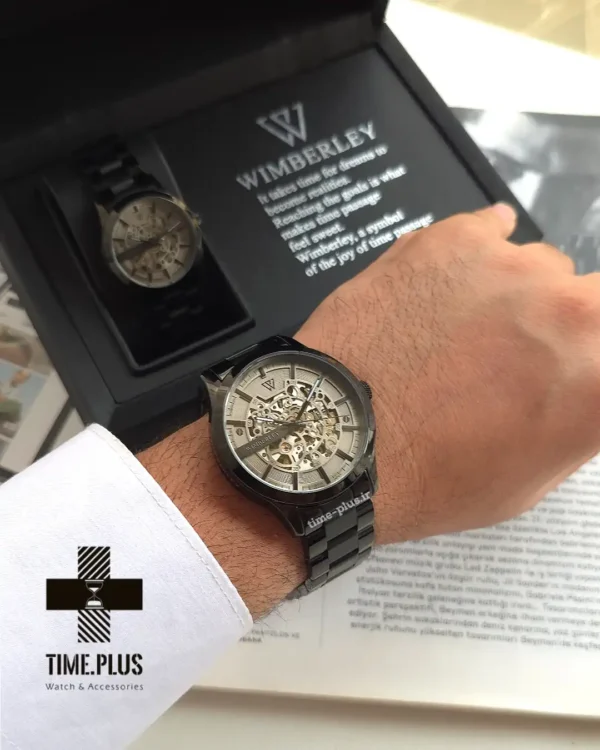 ساعت مچی ست زنانه و مردانه ویمبرلی مدل مدل ساعت زنانه: WB-AS316L-S, مدل ساعت مردانه: WB-AS316G-S طوسی