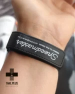 ساعت مچی زنانه امگاسواچ مدل Snoopy مشکی