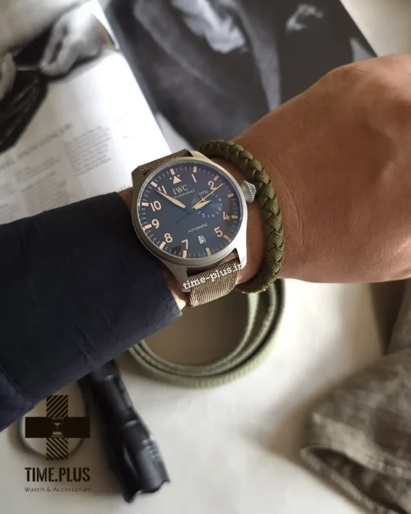 ساعت مچی مردانه iwc مدل Pilot's مشکی