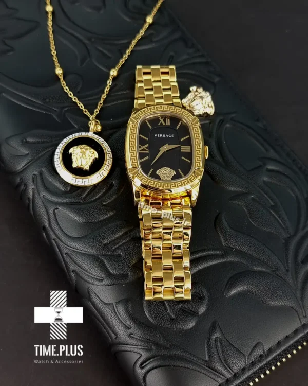 ساعت مچی زنانه ورساچه طلایی