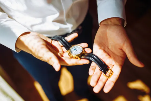 ساعت مچی مردانه چرمی