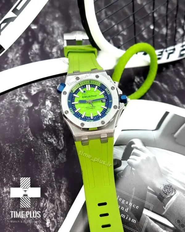 ساعت مچی مردانه مدل رویال اوک آف شو سبز فسفری