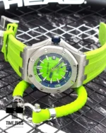 ساعت مچی مردانه مدل رویال اوک آف شو سبز فسفری